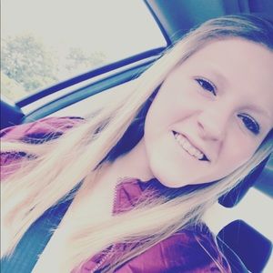 Meet your Posher, Devan